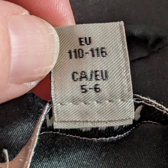 Mexx - Girls Youth Black 3 Buttoned Blazer - Size 5 / 6 - Picture 9 of 10